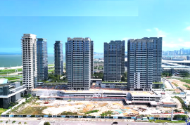 珠海世茂港珠澳口岸城，首期5万(减)，港珠澳大桥关口上盖物业，香港银行按揭，最新价单，中港专车免费上门接载睇楼