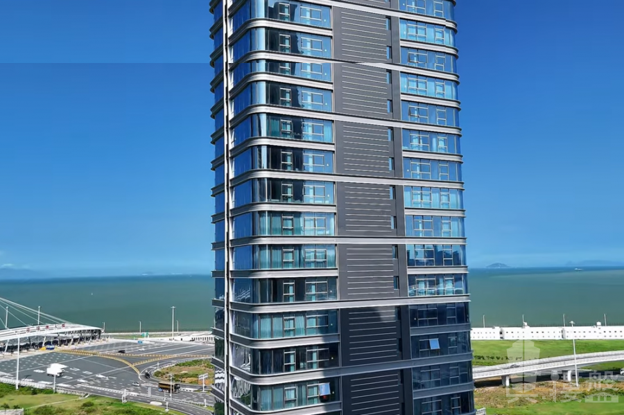 珠海世茂港珠澳口岸城，首期5萬(減)，港珠澳大橋關口上蓋物業，香港銀行按揭，最新價單，中港專車免費上門接載睇樓
