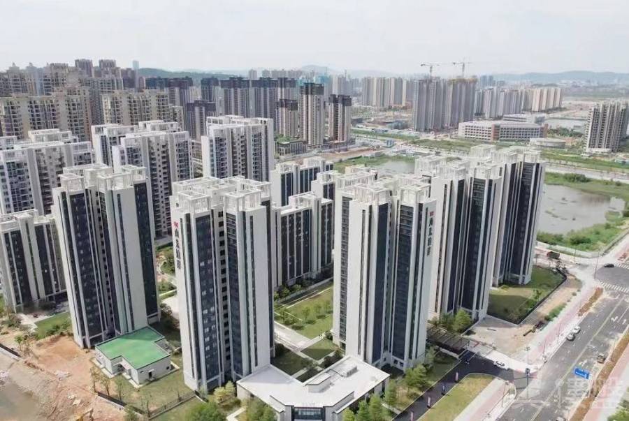 珠海南光泊岸花園，首期5萬(減)，38分鐘直到香港關口，香港銀行按揭，最新價單