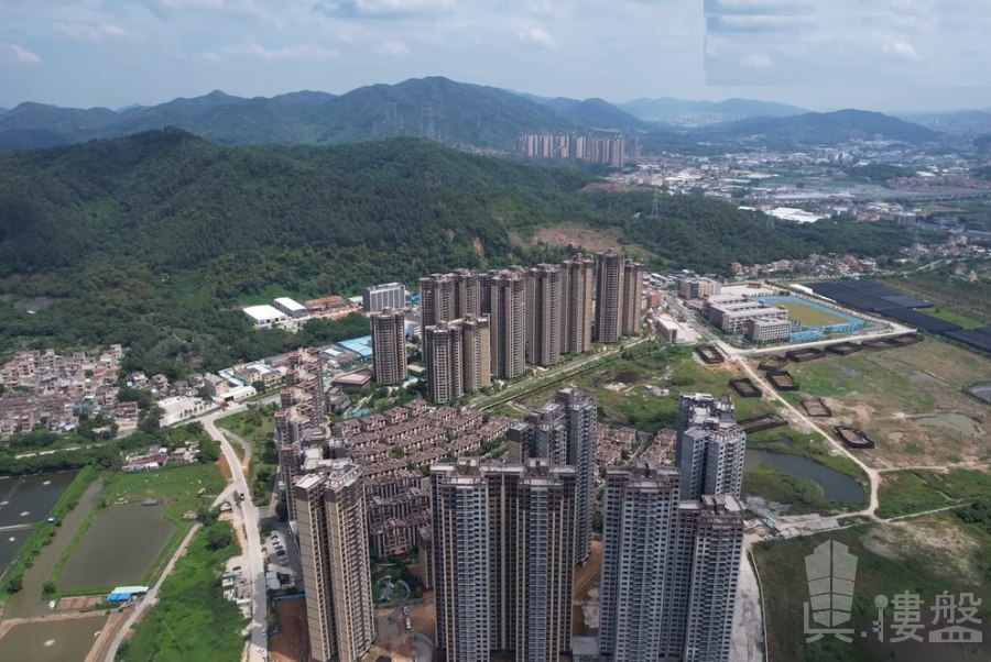 中山远洋繁花里，0首期，屋苑巴士直通香港往返，现楼即住，香港银行按揭，深中通道30分钟到深圳，最新价单，中港专车免费上门接载看楼